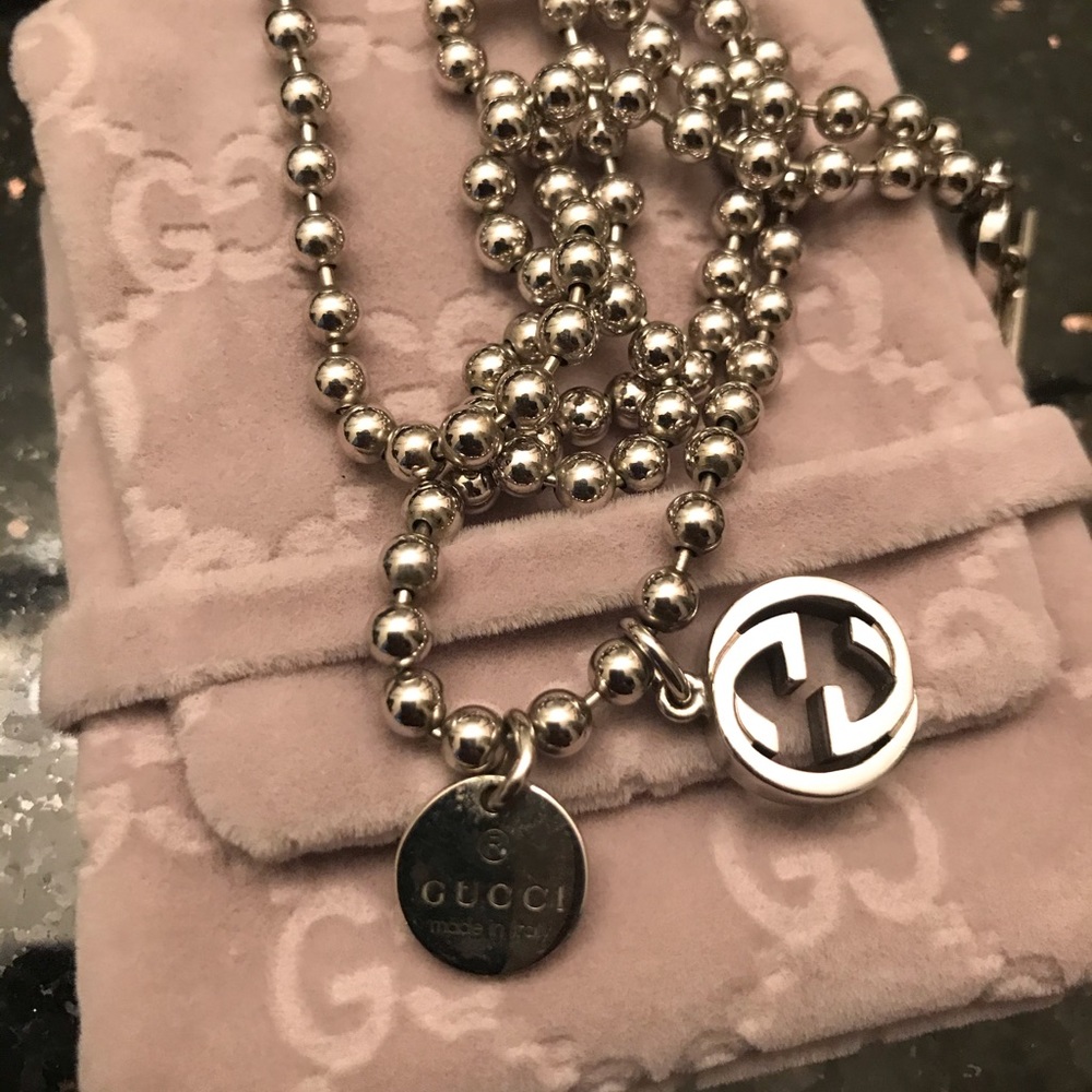 Gucci necklace